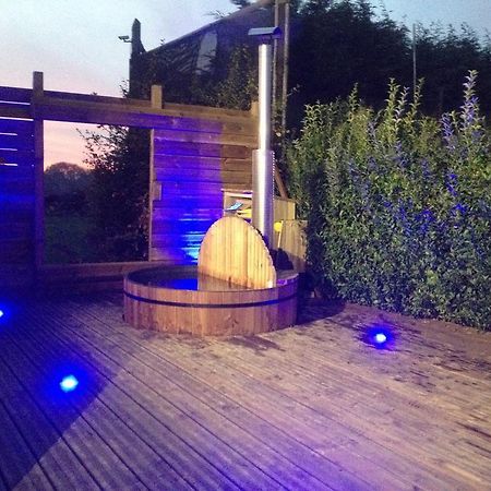 Camping Ferme Des Saules Hotel Bailleul  Bilik gambar